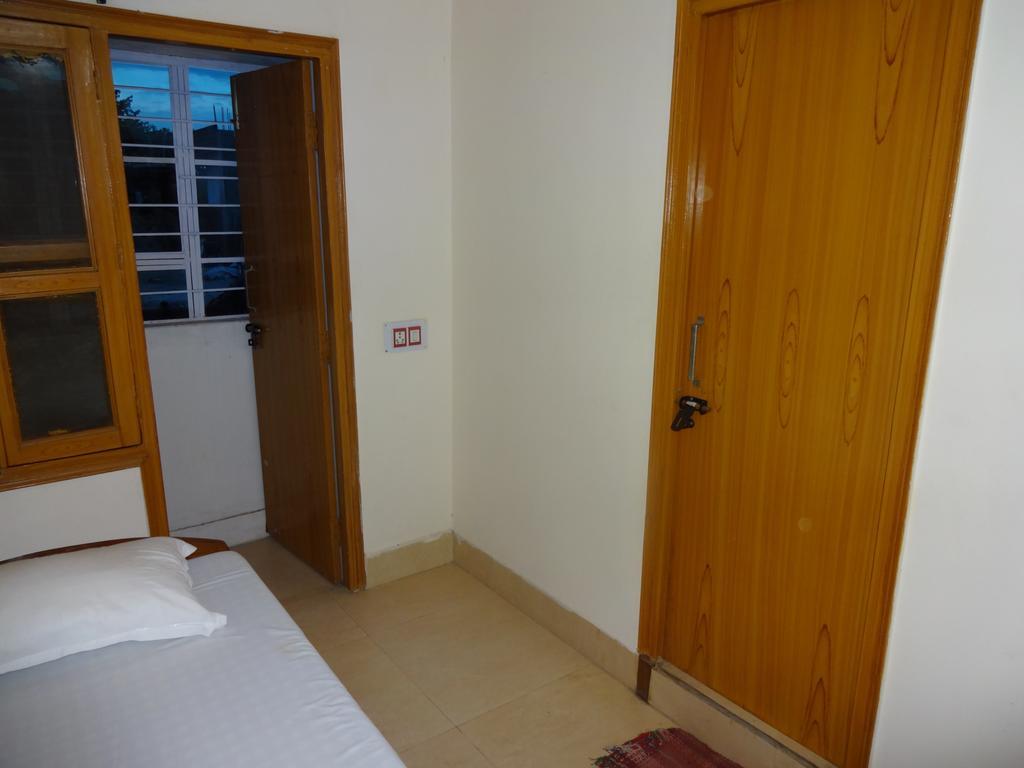 Harsh & Yash Guest House Bodh Gaja Zewnętrze zdjęcie